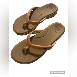 REEF Cushion Cloud Champagne Faux Leather Flip Flop Sandals Women Size 10